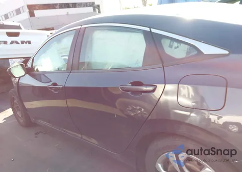 2018 Honda Civic Lx z USA, uszkodzony, nr VIN 2HGFC2F52JH610528